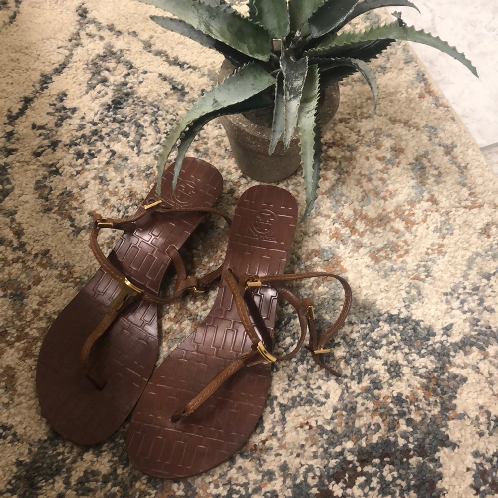 Dressy casualTory Burch sandals ♥️
